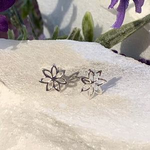 Little Daisy Flower Stud Earrings